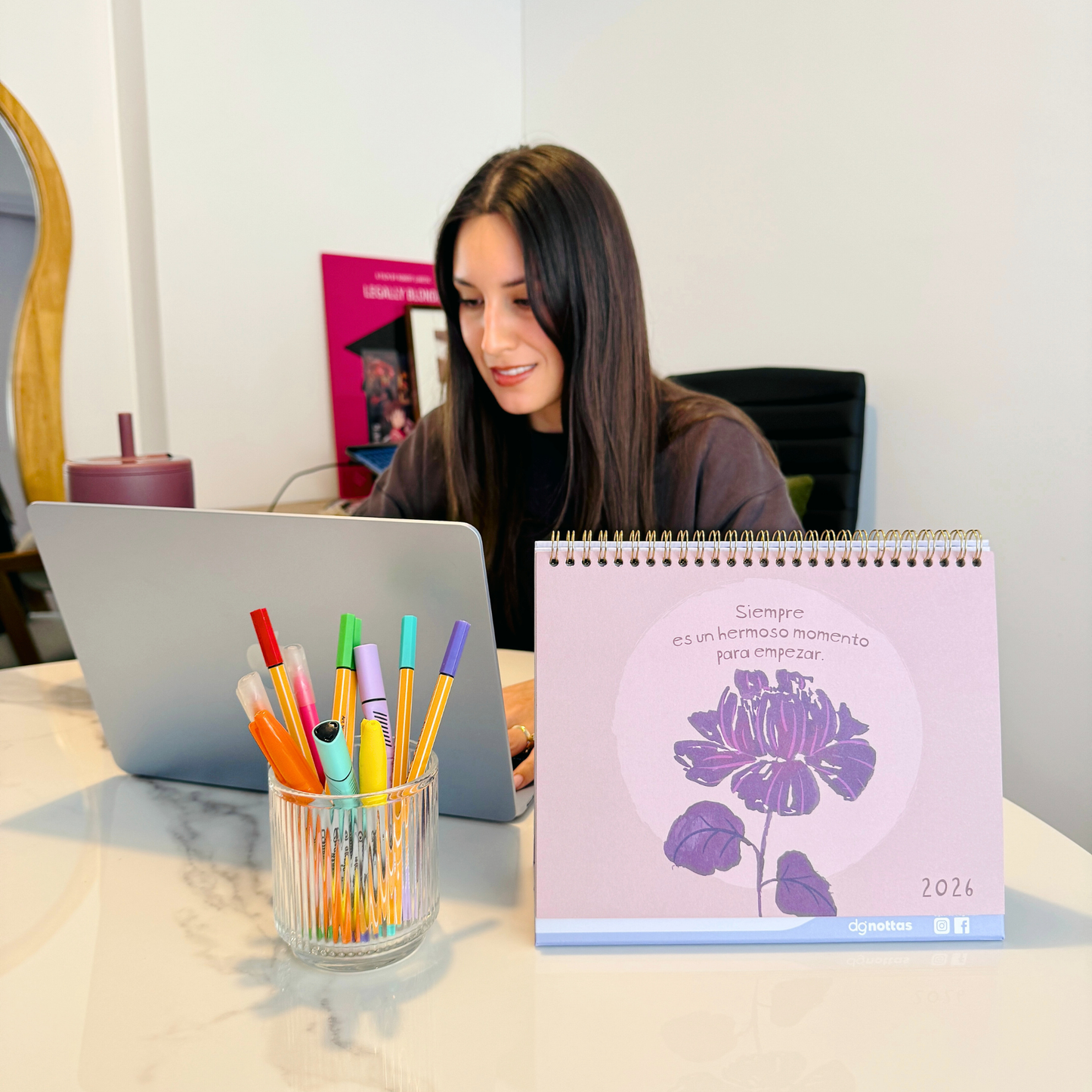 Calendario escritorio 2026 Bloom