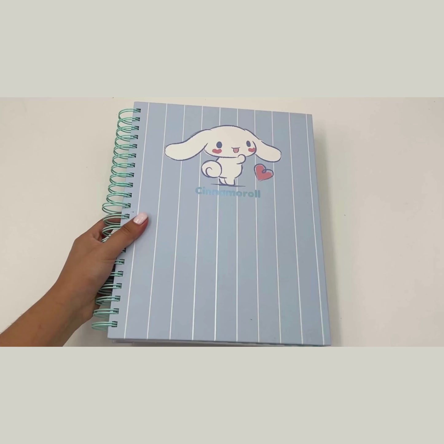 Cargar y reproducir el video en el visor de la galería, Cuaderno A4  Cinnamoroll modelo 2 rosado
