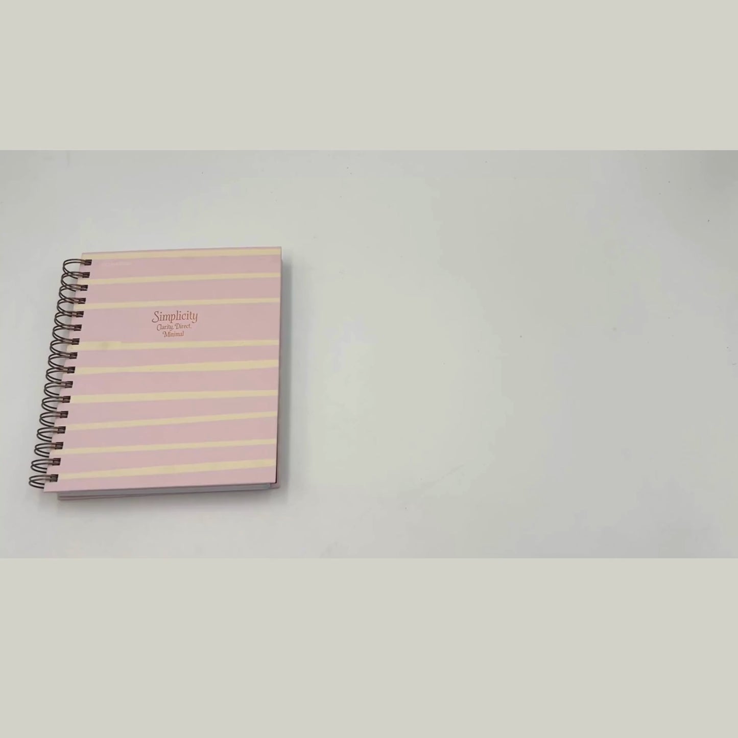 Cargar y reproducir el video en el visor de la galería, Cuaderno A5 celeste
